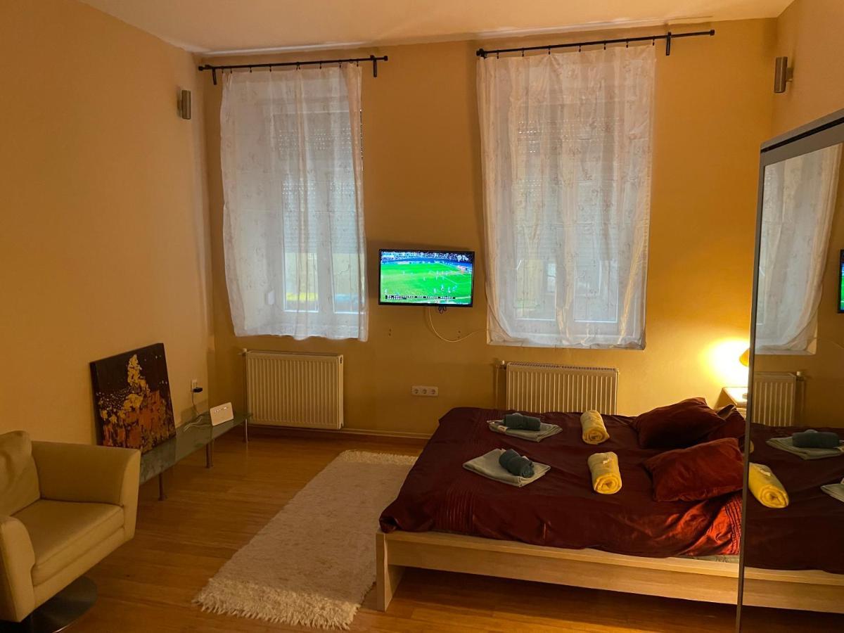 Budapest Clark Apartman ** Apartment Екстериор снимка